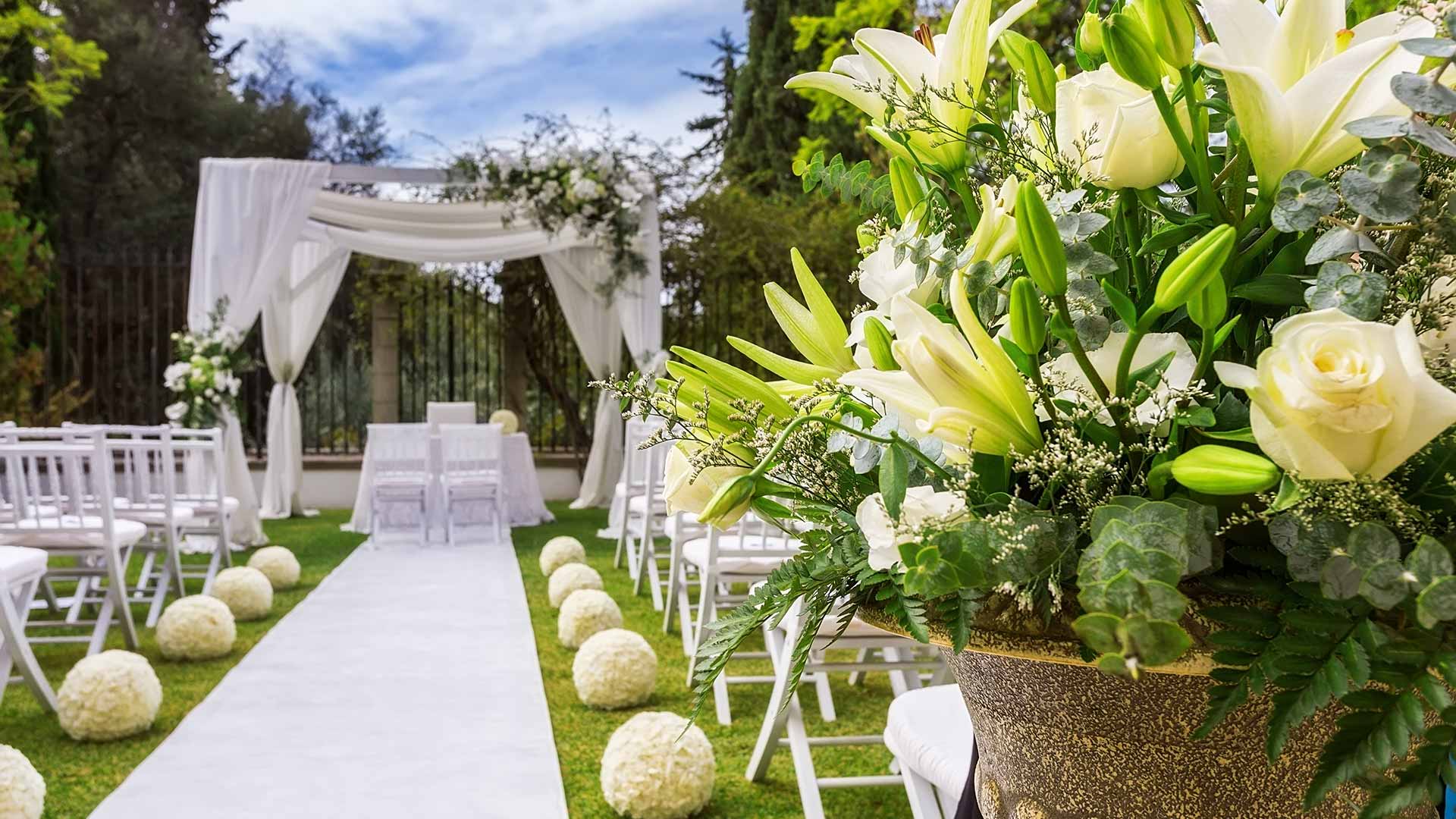 Beautiful floral arrangements at a wedding in Atlanta, GA.