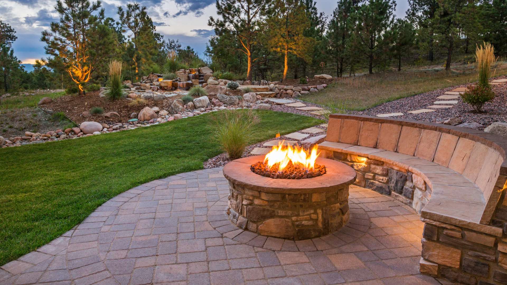 Fire Pit or Outdoor Fireplace - Which One Is Right for You?